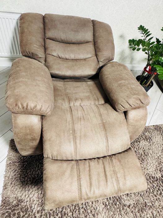 Набір мʼяких меблів для вітальні