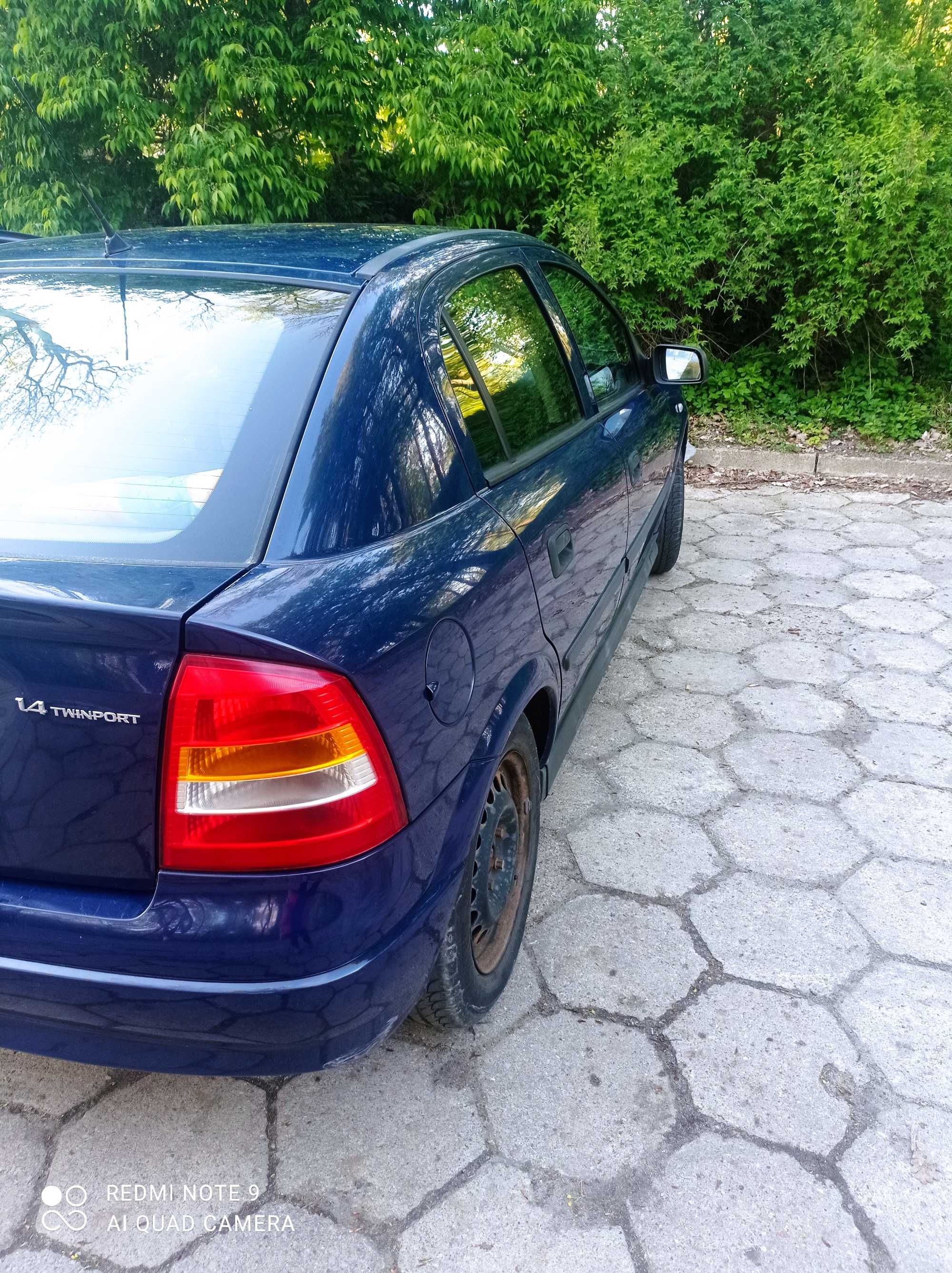 Samochód Opel Astra