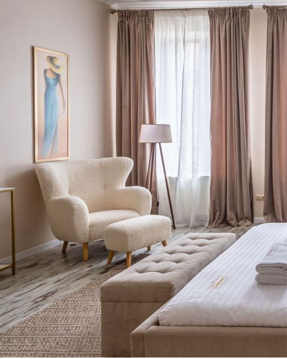 вул. Листопадового Чину 12/Оренда житла Подобово 4 кім. кв./для 10 ос.