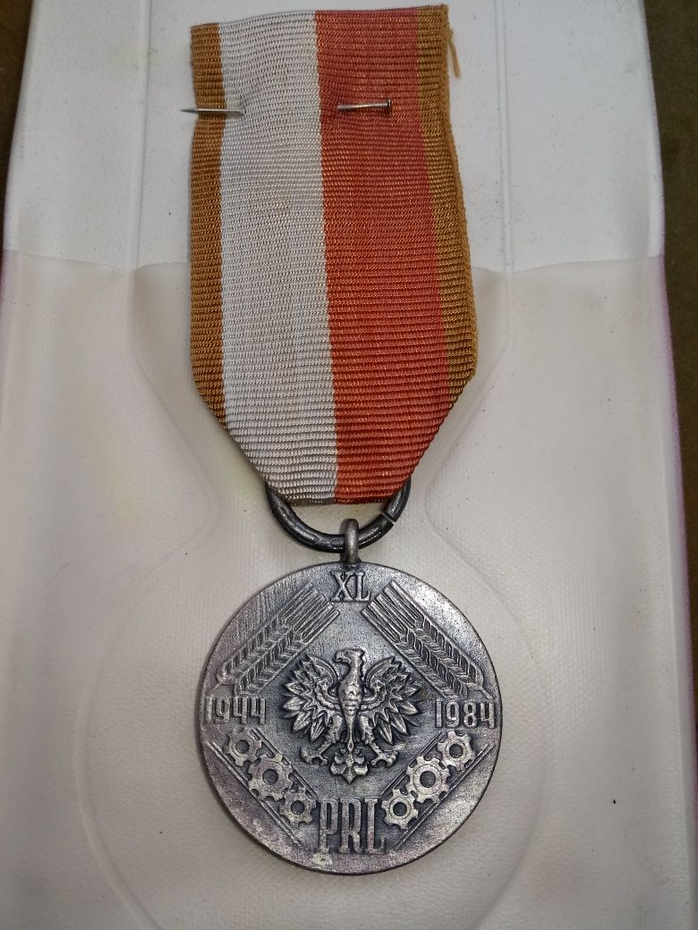 Medal 40 lecia od 1944 do 1984