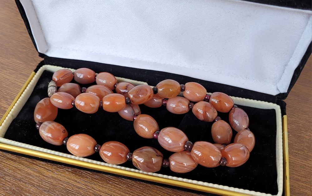 Бусы из натурального сердолика