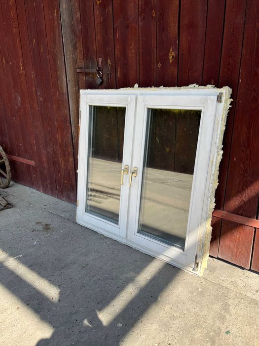 Okna drewniane, dwuszybowe