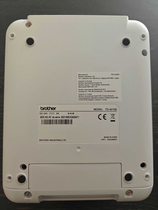 Drukarka termiczna Brother TD-4210D + 2 rolki etykiet (550+)