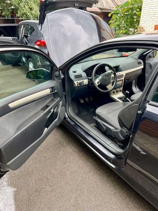 Опель Астра Н GTS 2007