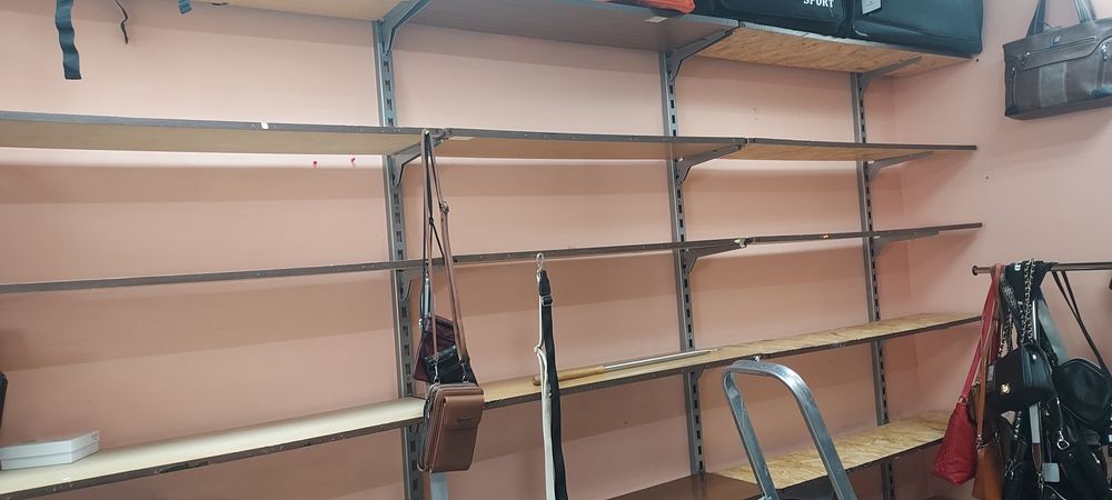 Półki sklepowe szyny  do mocowania 2,4 mb wsporniki półek.