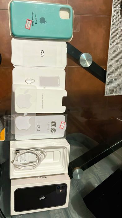 Iphone 11 preto 128 gigas