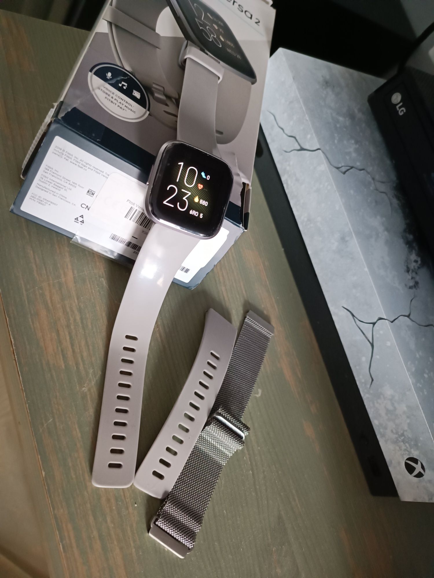 Smartwatch Google FITBIT Versa 2
Bransoletka fitbit