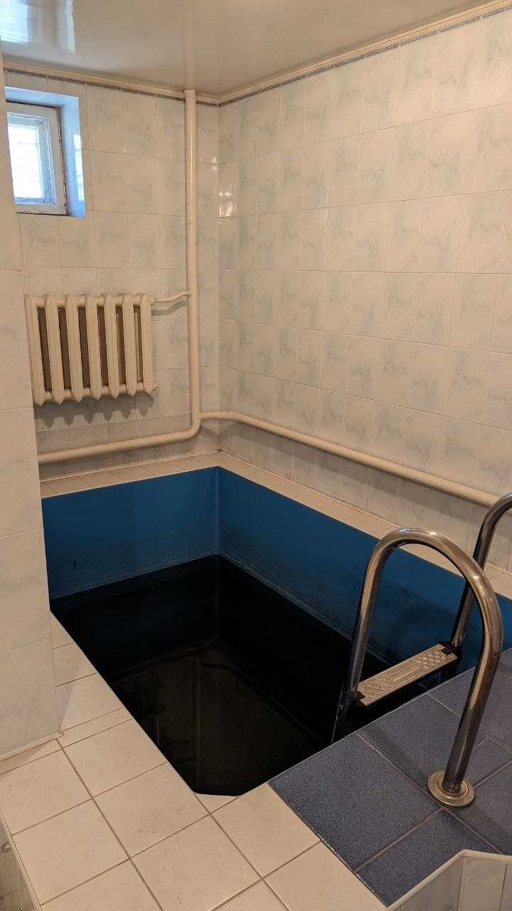 Продається добротний будинок в Центрі! Для великої родини