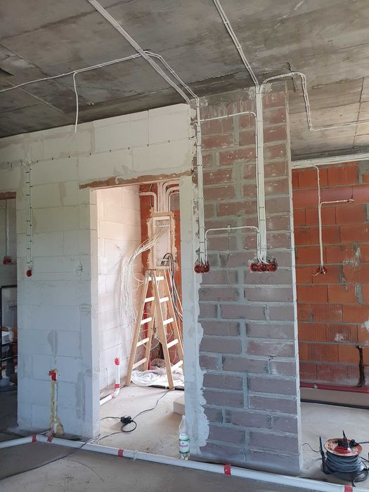 Instalacje, Usługi Elektryczne ELEKTRYK z uprawnieniami