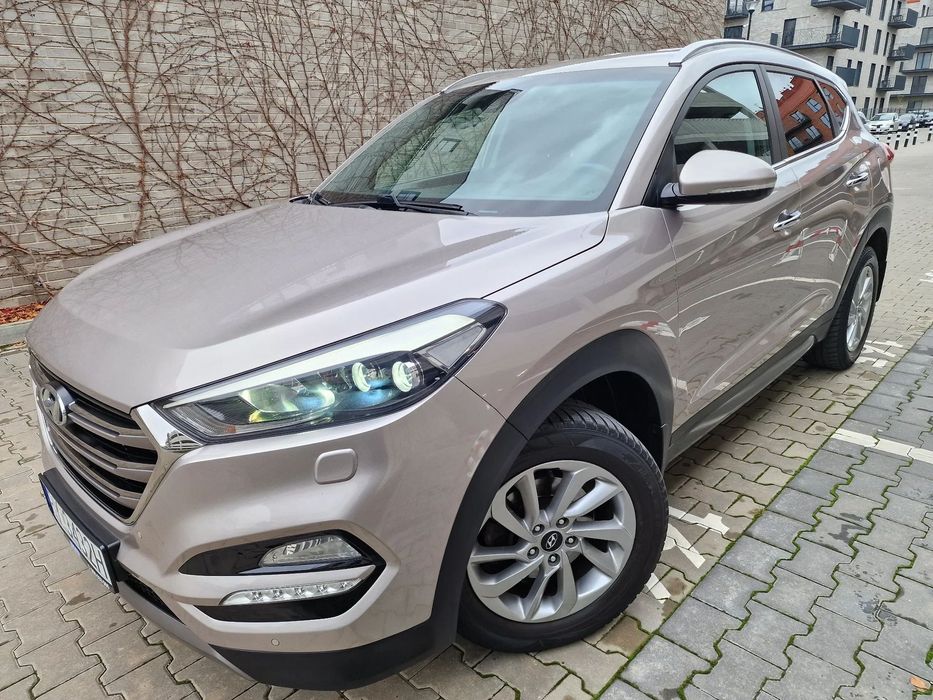 Hyundai Tucson 1.6 GDi KUPIONY W SALONIE Bogata Wersja Nawigacja KAMERA Ksenony