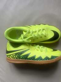 Buty halowe Nike 36