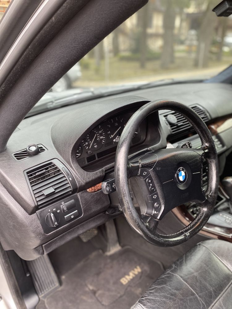 Продам e53 4.4 в хорошому стані