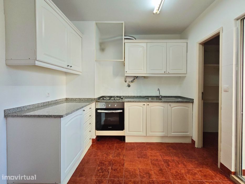 Apartamento duplex  com 7 quartos em Santo António dos Cavaleiros