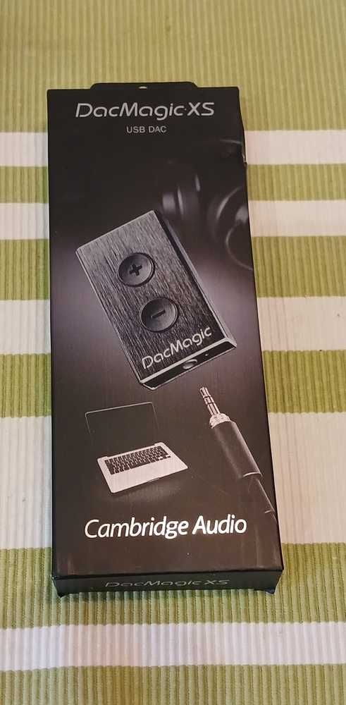 ЦАП-підсилювач Cambridge Audio DacMagic XS