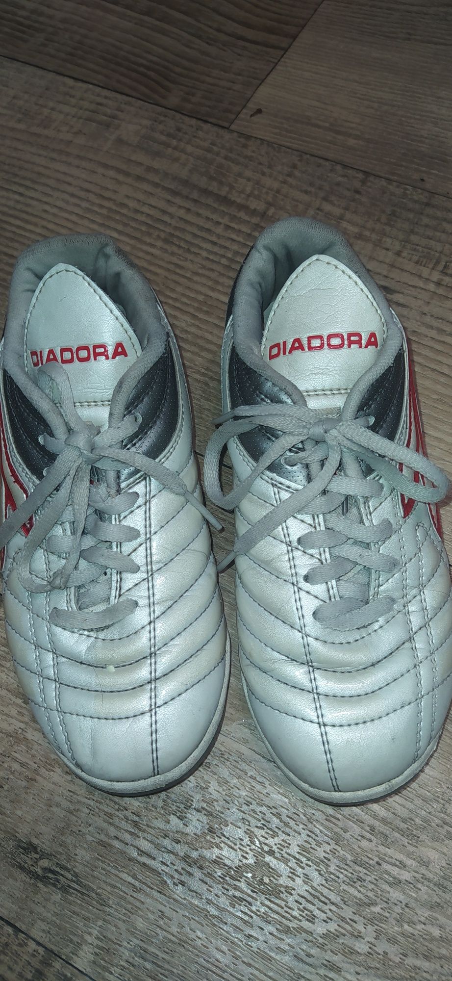 Buty dla dziewczynki