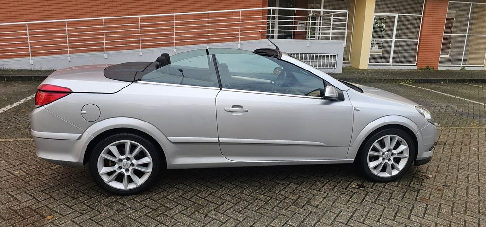 Opel astra 1.9 cdti twintop cabrio 06