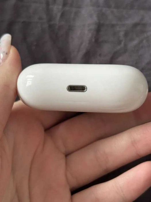 Навушники Apple AirPods Pro