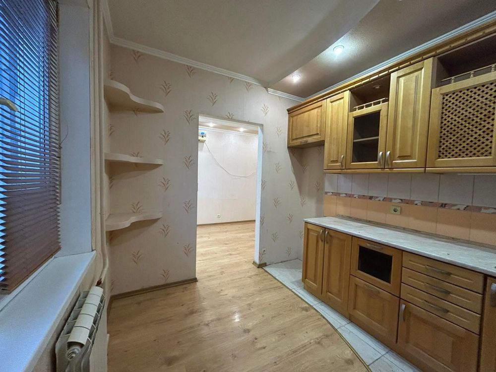 ПРОДАМ 3 кімнатну квартиру на ВАСИЛЯ СТУСА