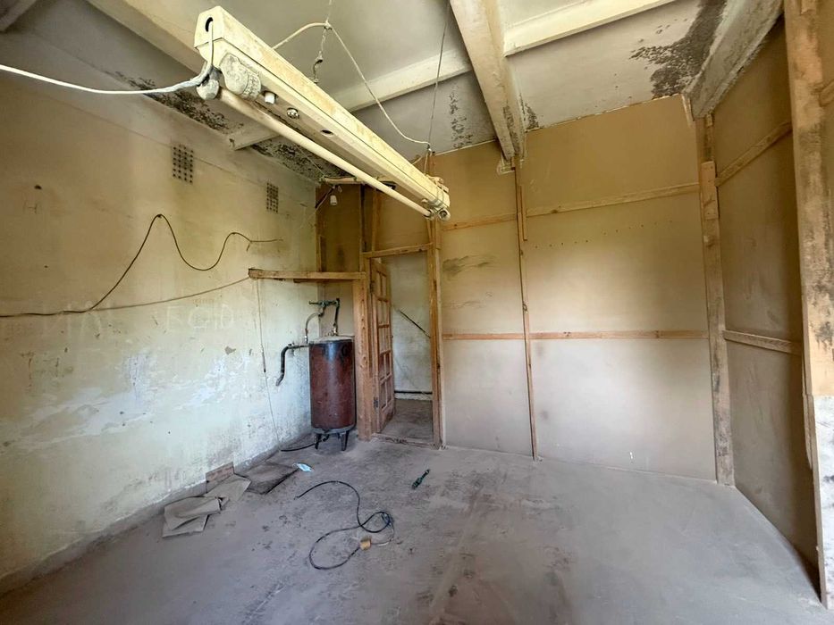 Продаж комерційного приміщення (270 м.кв.) в м.Рудки(БЕЗ КОМІСІЇ)