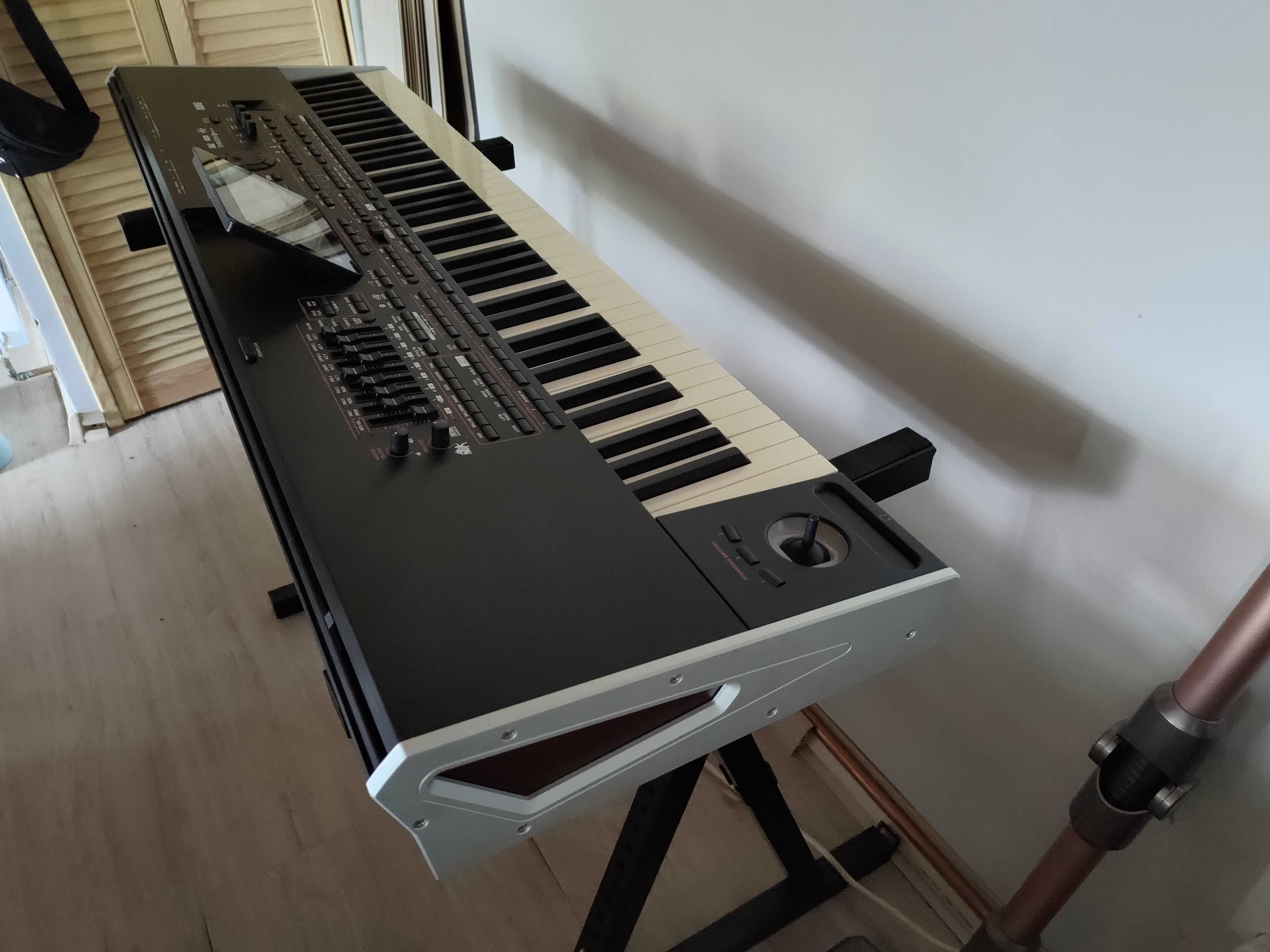 Korg pa4x w idealnym stanie technicznym