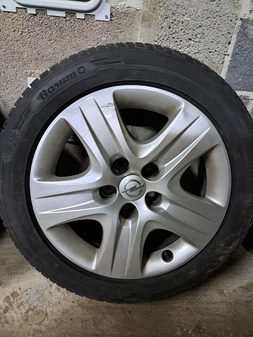 Felgi strukturalne 17 insignia 5x120 opel 225 50 barum wielosezon