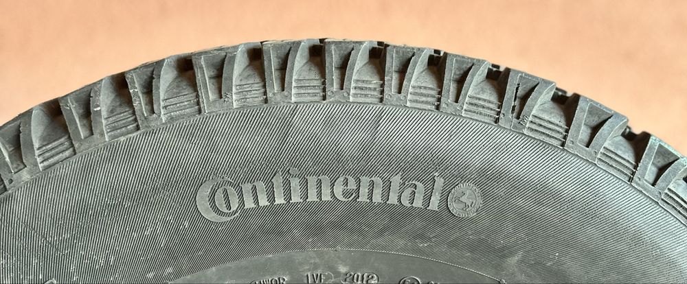 Continental 235/85/R16C