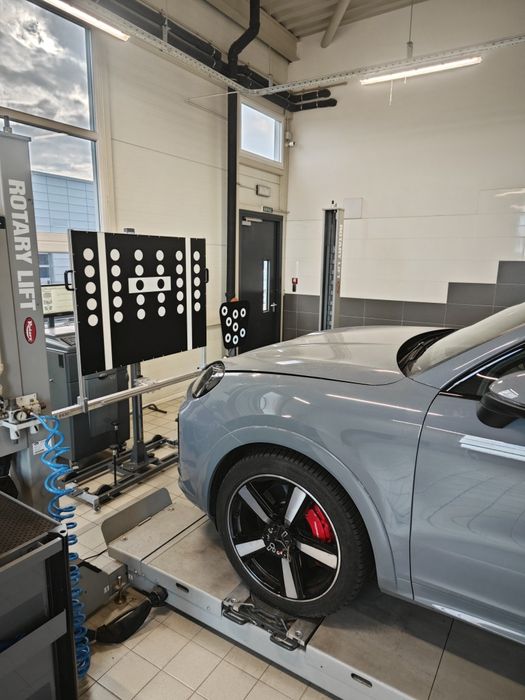 Porsche Audi VW калібровка радарів асистентів