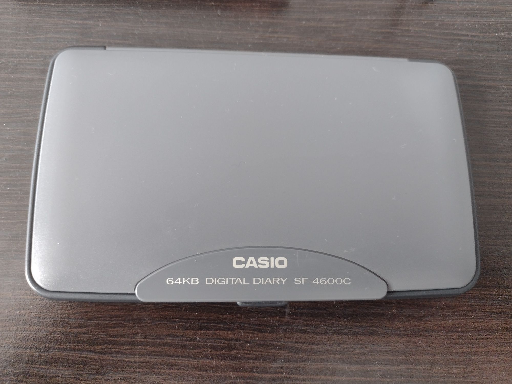 Notatnik elektroniczny Casio SF-4600C + Casio SF-4700L + kabel SB-62