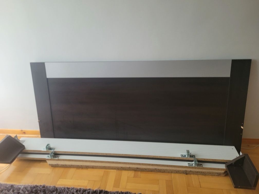Łóżko  180x200  stan bardzo dobry