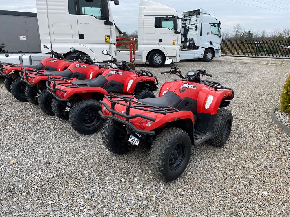 Quad arctic cat 400 rok 2015