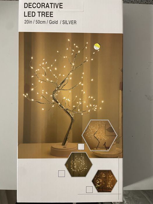 Декоративна лед гирлянда у виді сакури