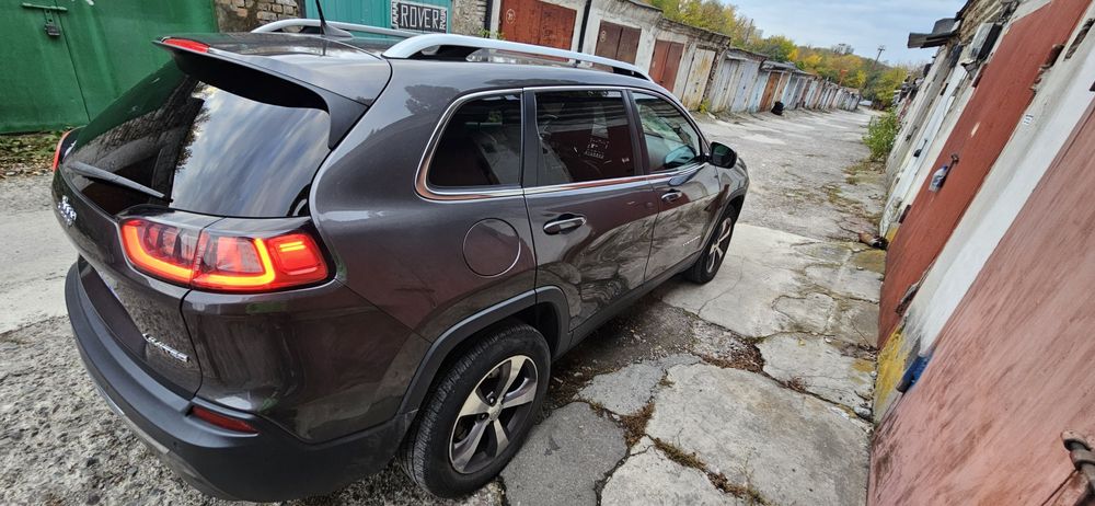 Jeep Cherokee 2019 3.2