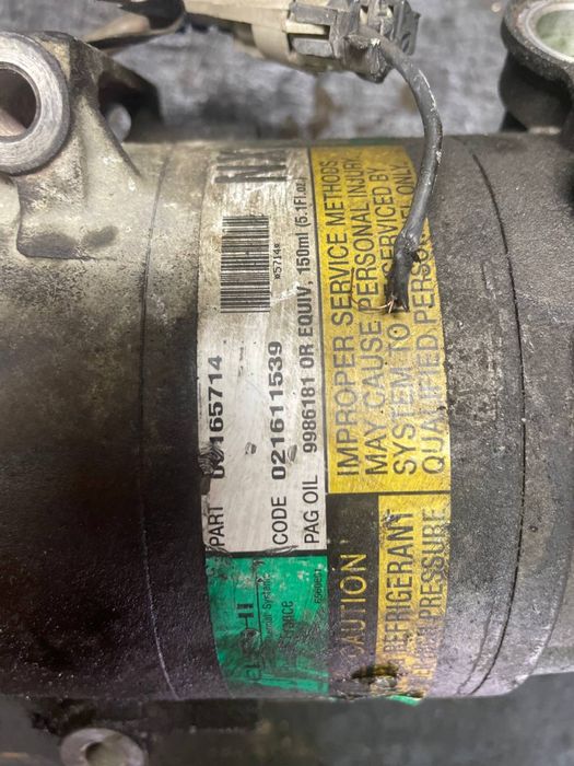 Компресор кондиціонера Opel Astra H Zafira B Meriva A 1.4 1.6 09165714