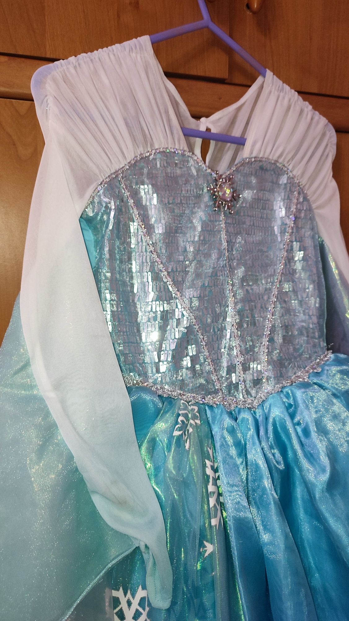 Шикарна сукня Ельзи, Disney deluxe