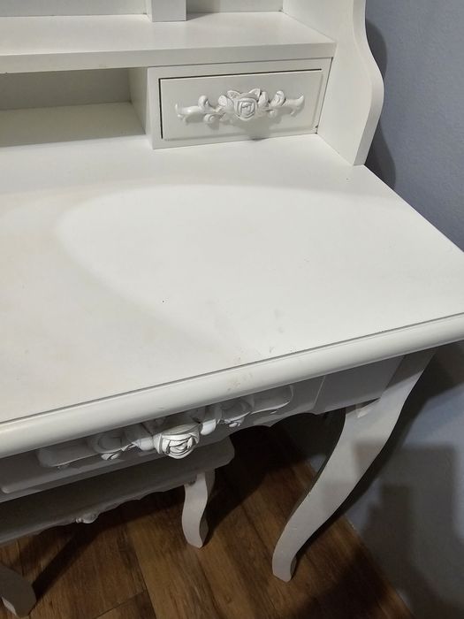 Toaletka z lustrem+ krzeslo do maekup makijazu jako biurko roznordony