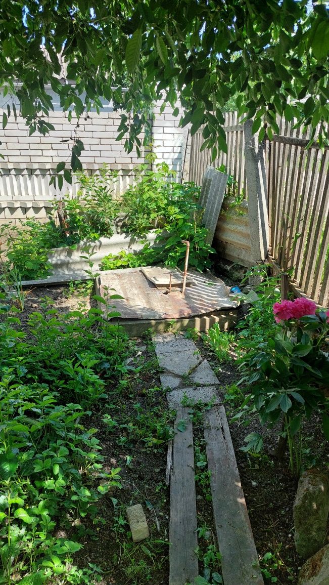 Продам частину будинку. Вул.Г.Сагайдачного,7а.
