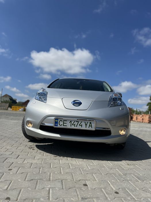 Nissan LIF авто варто уваги, збережена батарея.