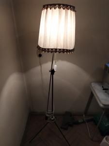 pamiątki prl vintage - lampa podłogowa stojąca PRL