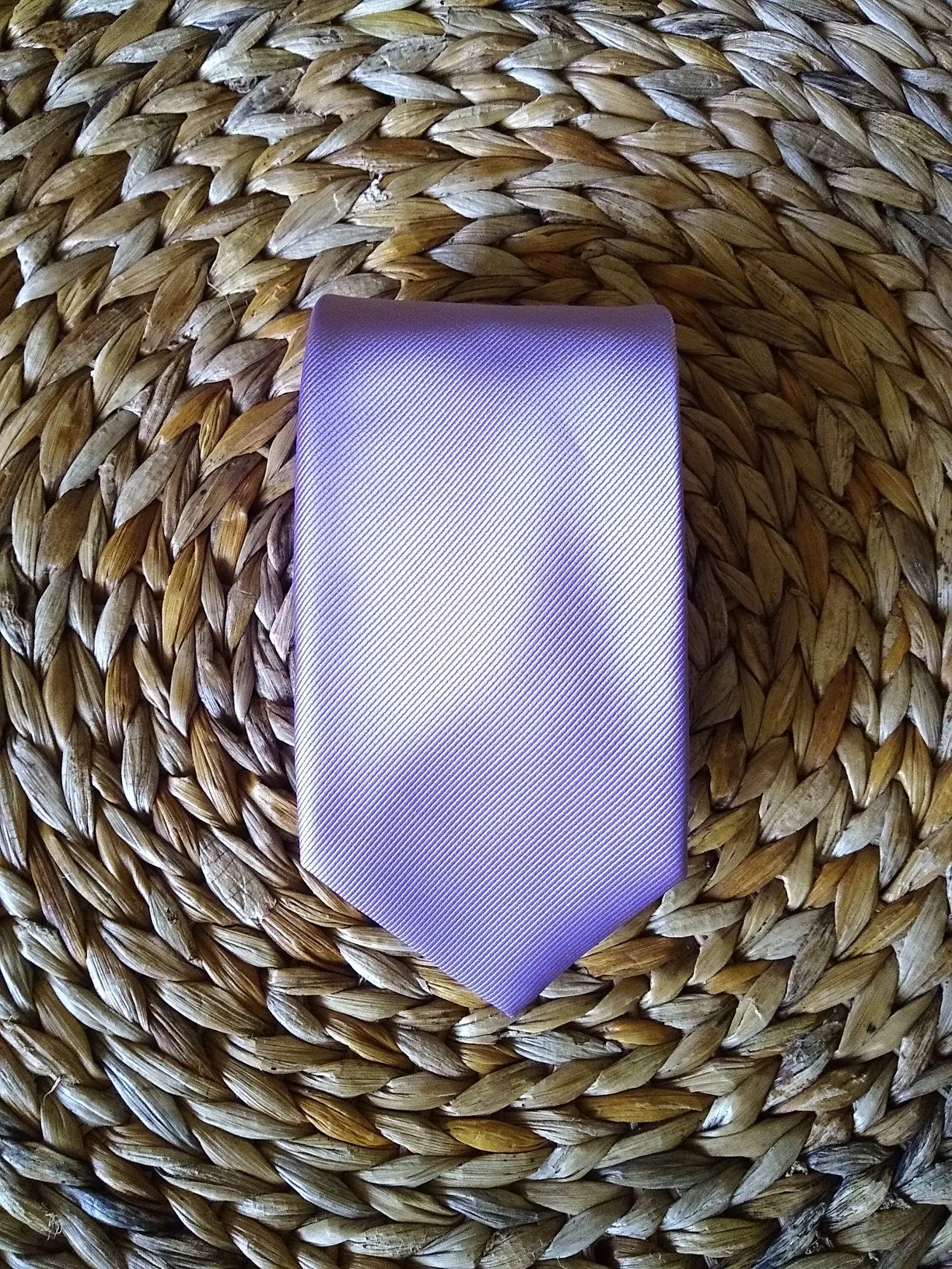 Dwa eleganckie krawaty z poliestru