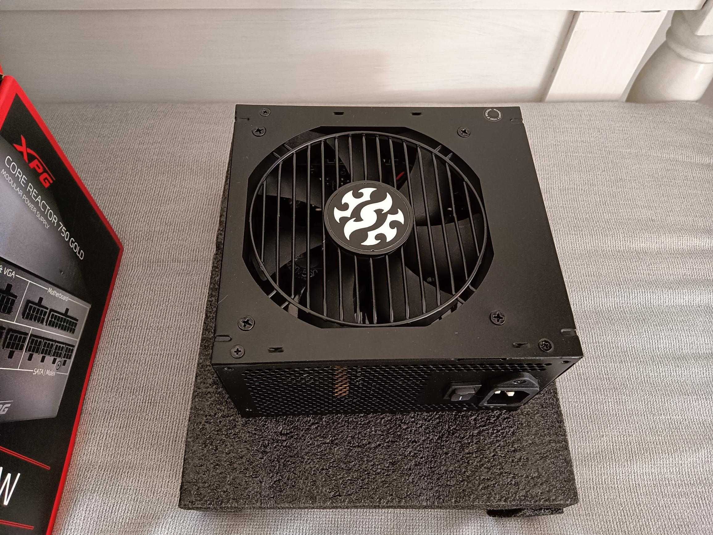 Fonte de Alimentação Adata XPG Core 750W Gold