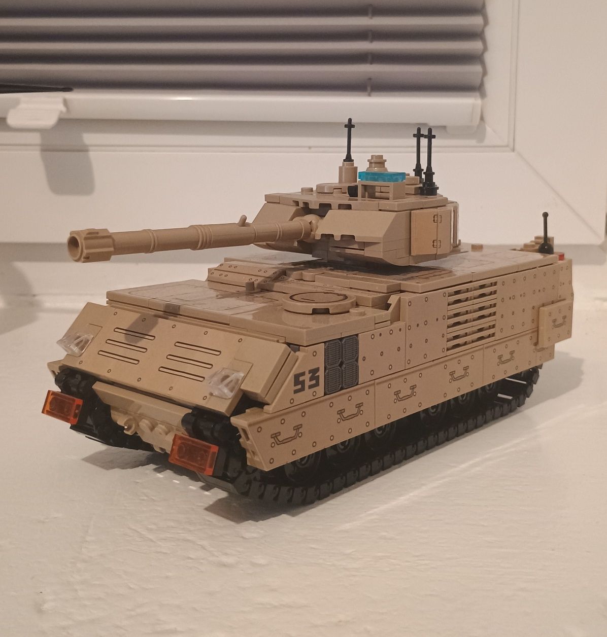 Lego klocki wojskowy czołg US m2 bradley