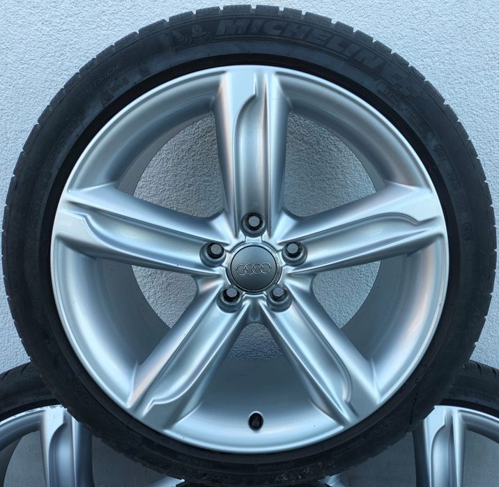 Felgi z oponami zimowymi Audi A4 A5 A6 A8 9x18 ET52 5x112