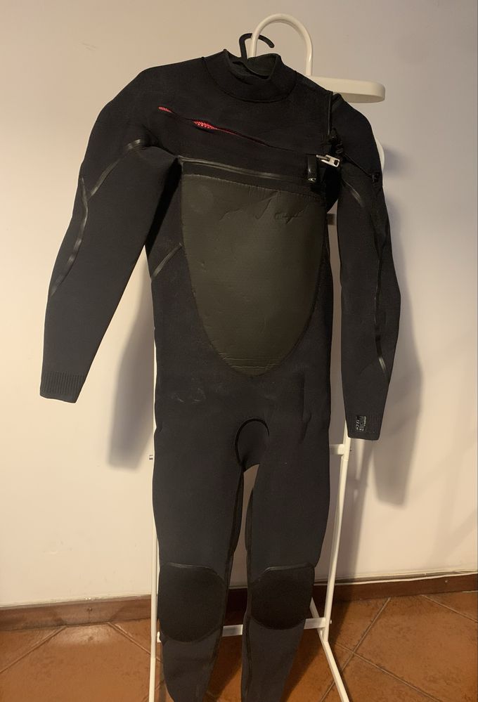 Fatos de Surf / Wetsuits O’Neill 4/3 mm – MS e M – 30€