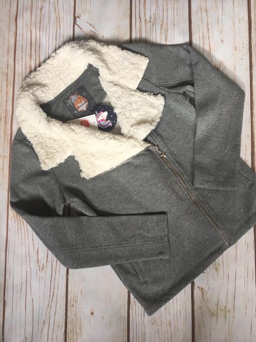 Тепла кофта , курточка  164 Cool club