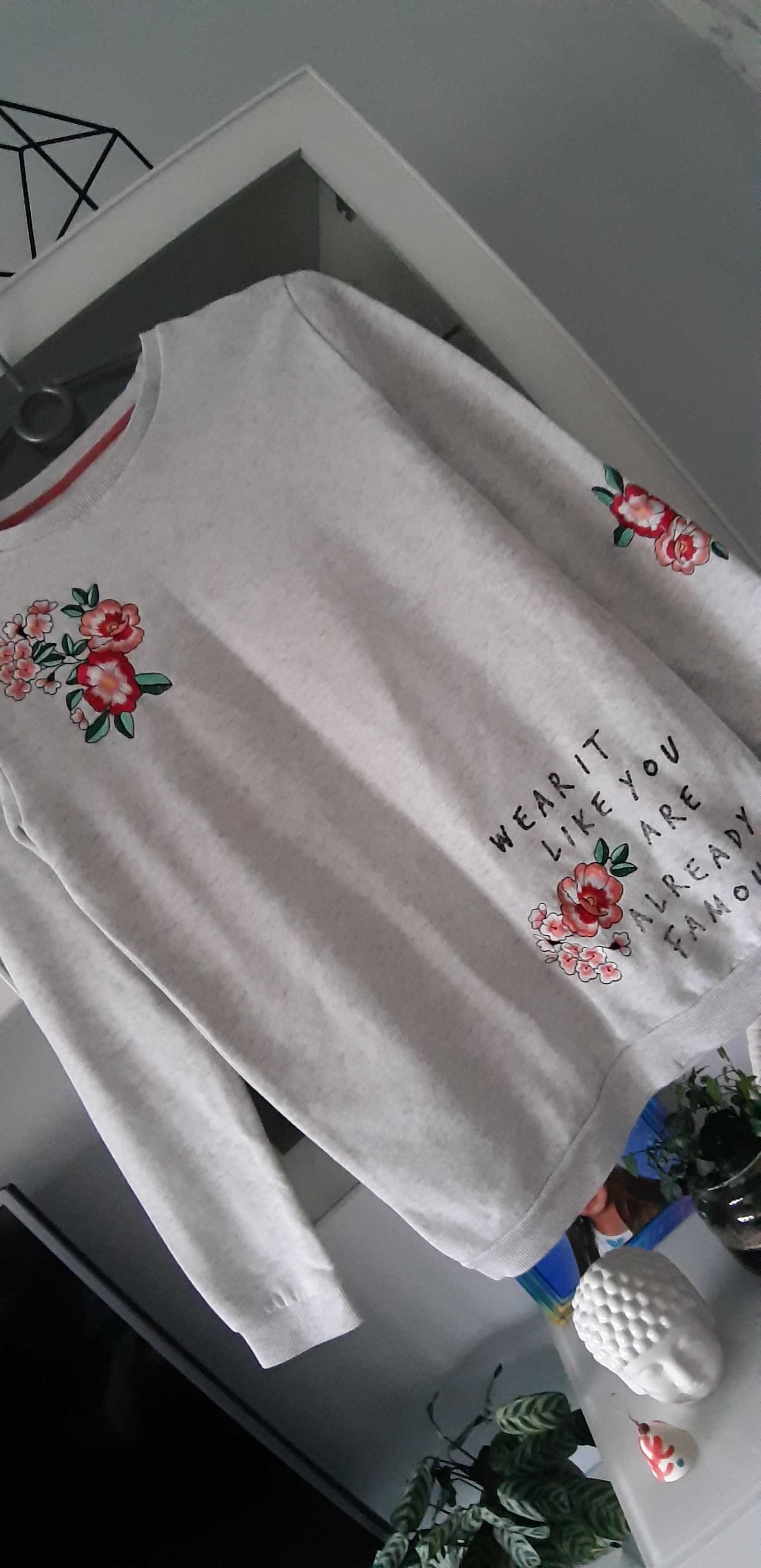 Bluza H&M z kwiatuszkami, 146