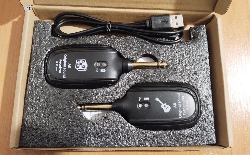Bezprzewodowy zestaw do gitary elektrycznej model A8 stan nowy..