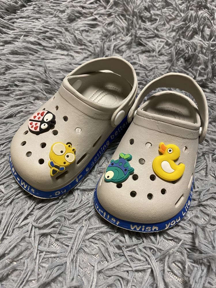 Детская обувь кроксы кроссовки босоножки для мальчика и девочки