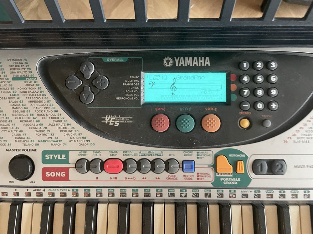 Keyboard Yamaha PSR 240