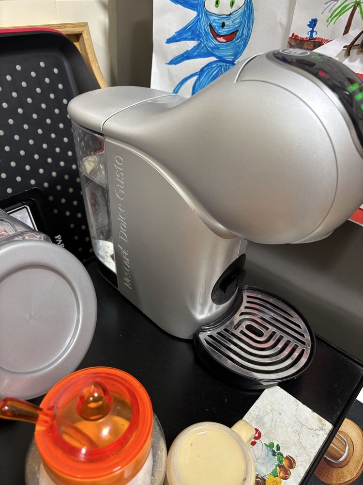 Máquina de Café Genio S Touch Cinza