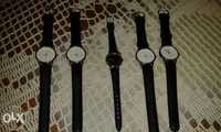 Vários Relógios com braceletes em couro original